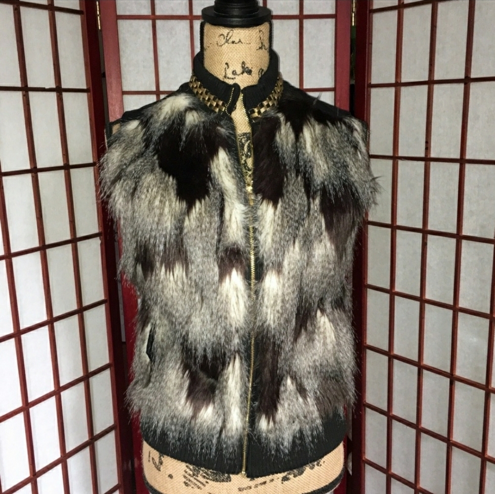 Bebe faux fur vest